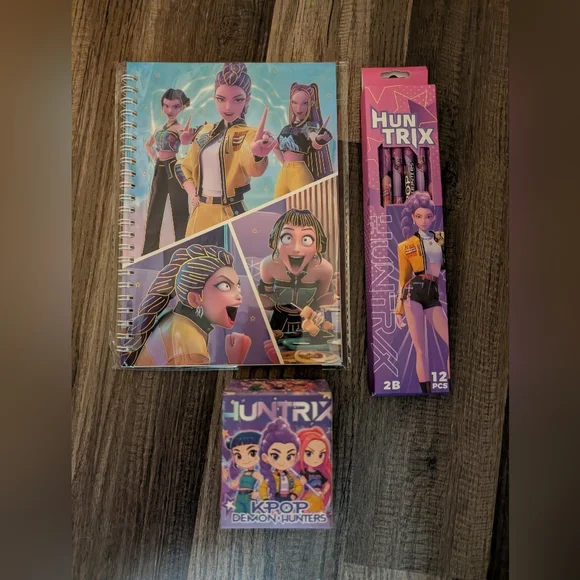 K-Pop Demon Hunters Purple Notebook & Pencil Gift Set