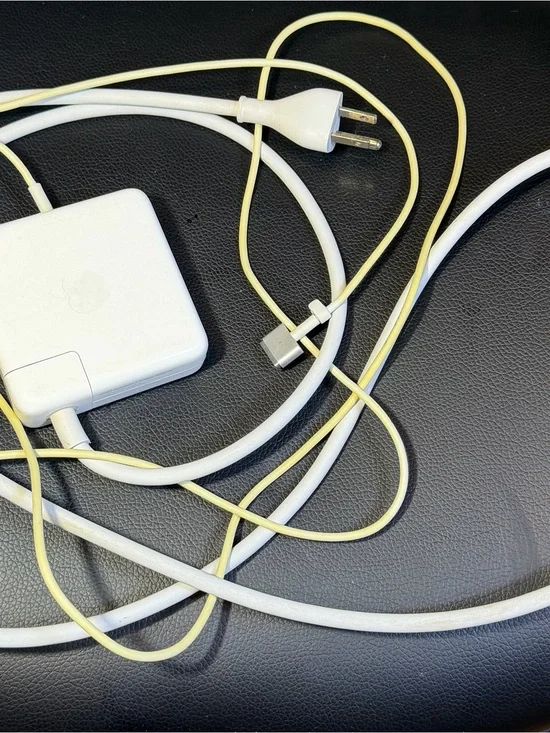 Apple 85W Magsafe 2 Power Adapter Model A1424 W/Extension Cord & Magnetic Connec