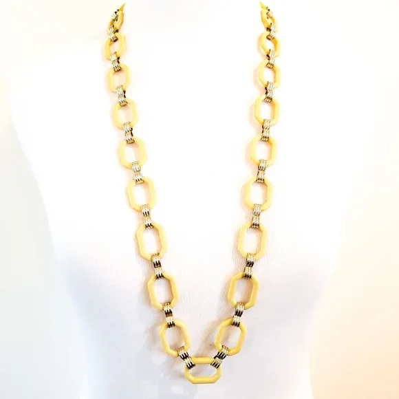 Y2K Coldwater Creek long necklace yellow acrylic open links chunky layer