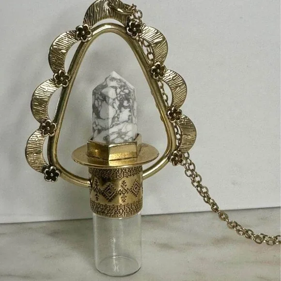NWOT - Essential Oil Rollerball Brass Necklace with White Howlite Stone