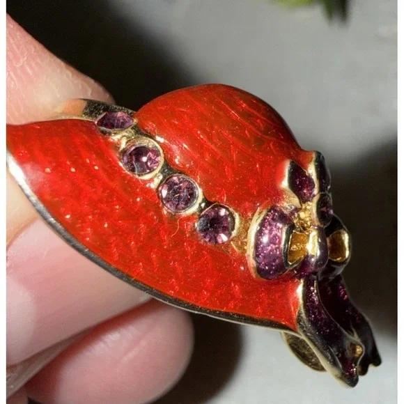 Vintage Red Hat Society Ring Adjustable Gold Tone‎ Band