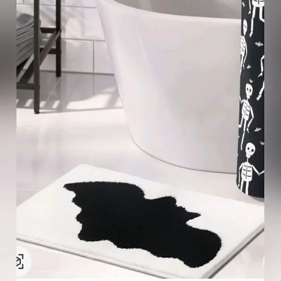 New Halloween Bat Bath Rug - Hyde & EEK! 17