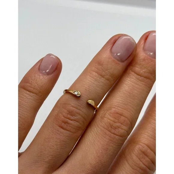 925 STERLING SILVER GOLD PLATED CZ RING SIZE 5