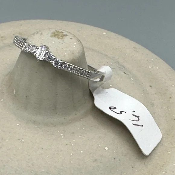 Elegant Silver Women's Ring