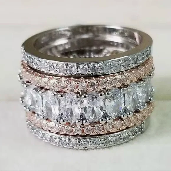 NEW Elegant Silver and Gold Women's Ring