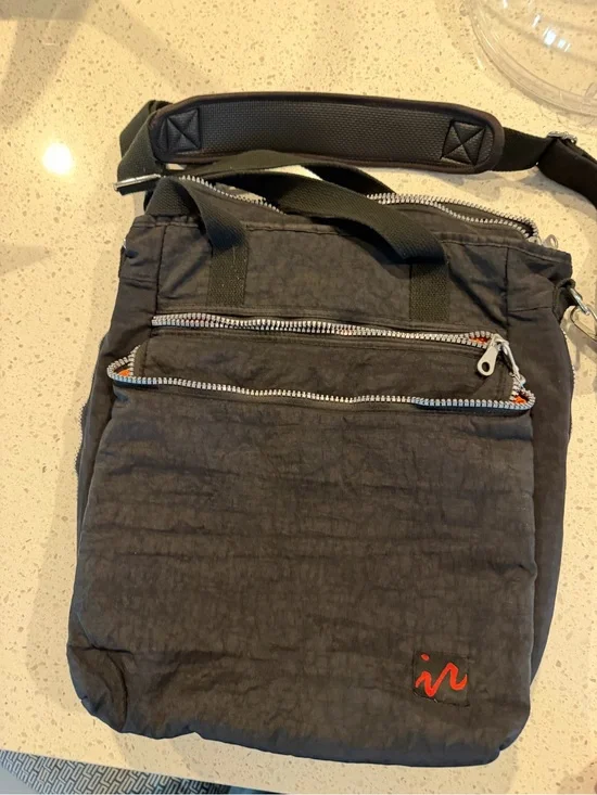 Men’s Laptop Black Crossbody Shoulder Bag with Red Accent