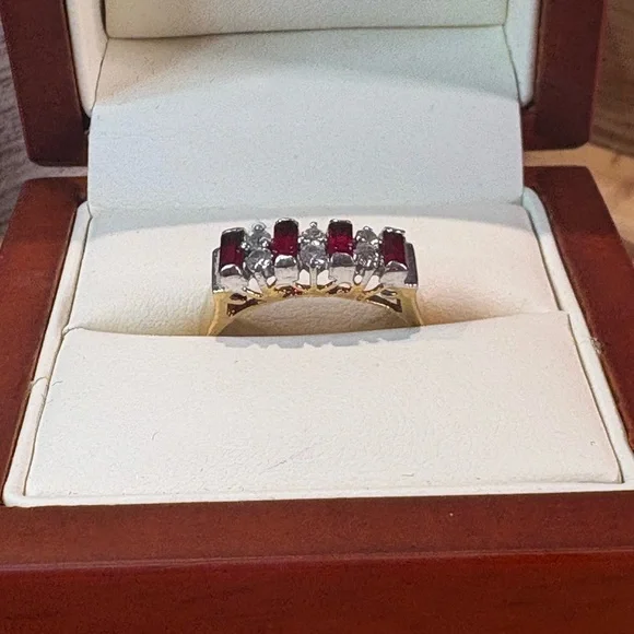 14K GF Red Gemstone Ring ❤️