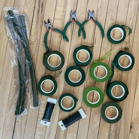 Floral tools bouquet making green flower tape wire wirecutters creative wedding