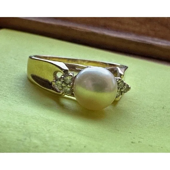 14K Gold Pearl & Diamond Ring Vintage Classic Setting Imprint‎ ADRG Heart size 7