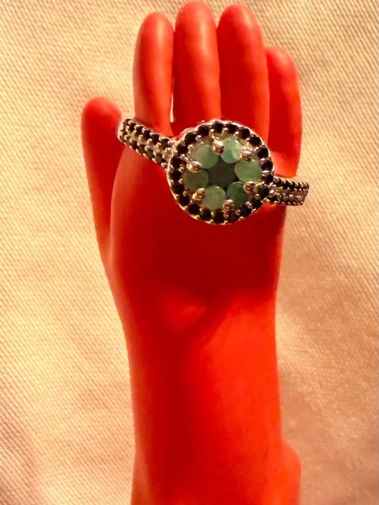 Genuine Emerald and Black Spinel .925 Sterling Silver ring, size 6.5-7
