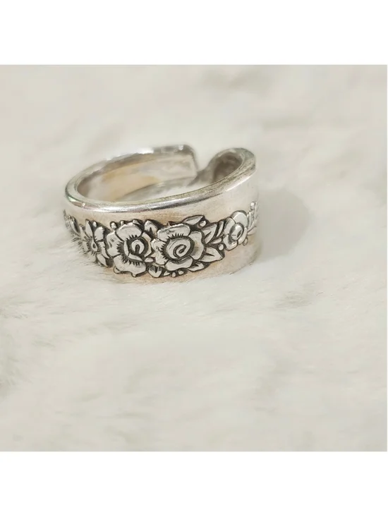 Silverwear Ring Size 9 ONEIDA silverplate ROYAL ROSE