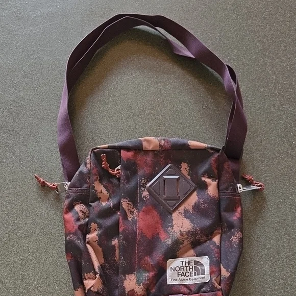 The North Face Bardu II Crossbody Bag Burgundy Abstract Camo Shoulder Bag
