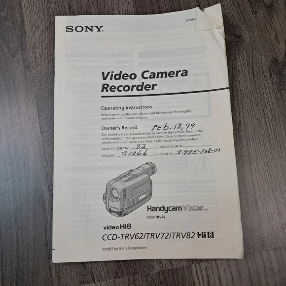 Sony Video Camera Recorder Manual CCD-TRV32/TRV52/TRV53/TRV312/TRV512 Manual