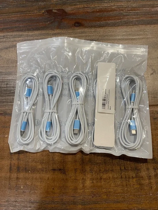 White USB-C Charging Cables with Blue Connectors - Pack of 5