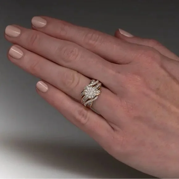 Elegant Gold and Silver Diamond Ring.