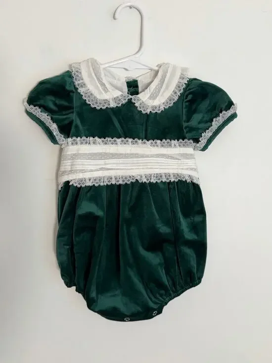 Lulu Bebe Green Velvet Bubble NWT $66 size 12 mo