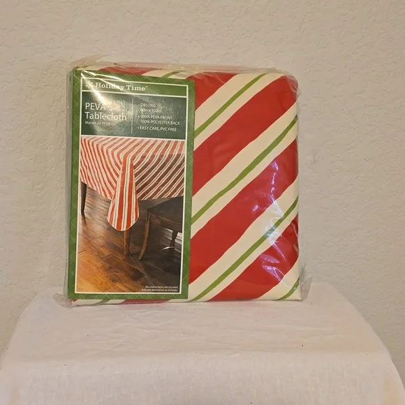 Holiday Time Peva Tablecloth Oblong 60in X 102in NWOT