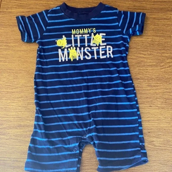 Carter’s romper size 18M