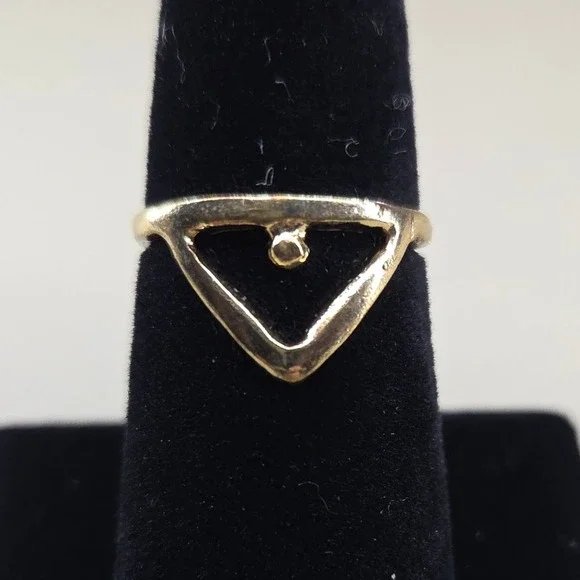Gold Tone Geometric Open Triangle Ring Minimalist Modern Size 7.5