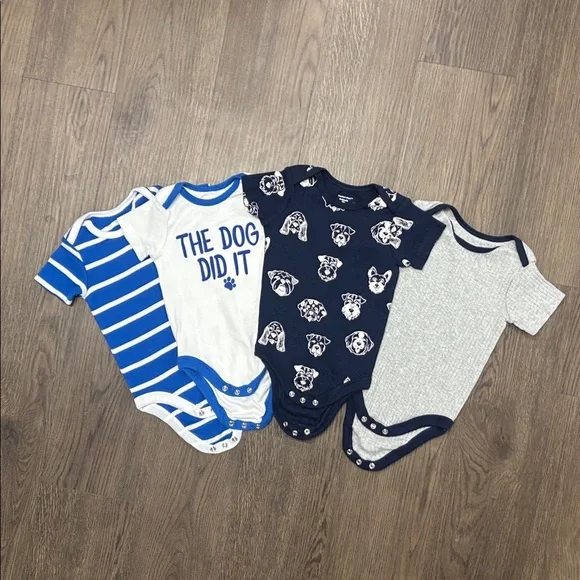 NWOT Member’s Mark 6 month Baby Bodysuits Set x4 in Blues, Gray, and White