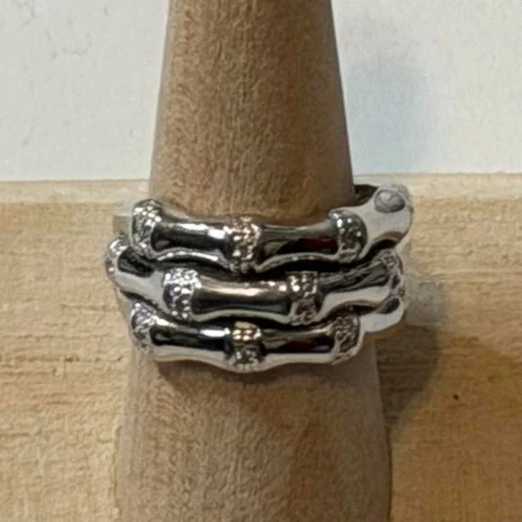 Silver Tone Rhinestone 3 Tier Bamboo Knot Ring, Women's Size 8
