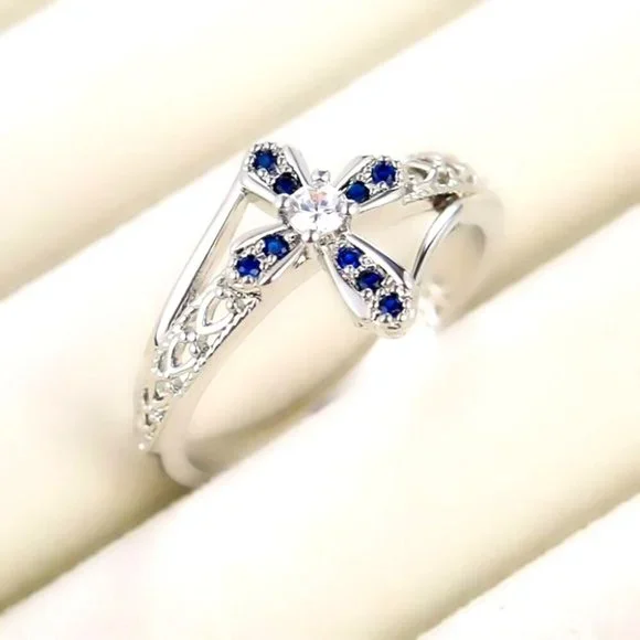 New Beautiful 925 Silver Sim. Blue Sapphire Diamond Ring