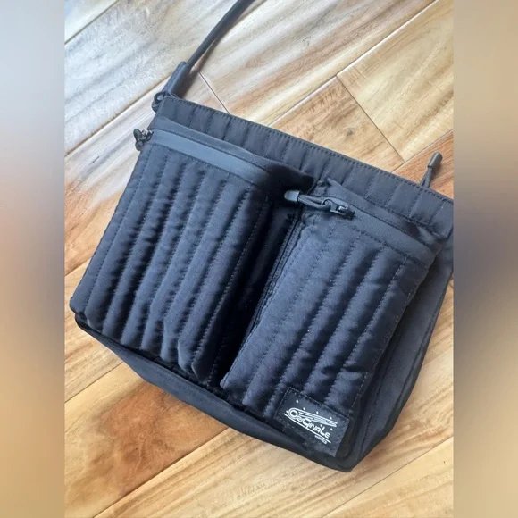 NWOT Originale Works Black Quilted Messenger Bag