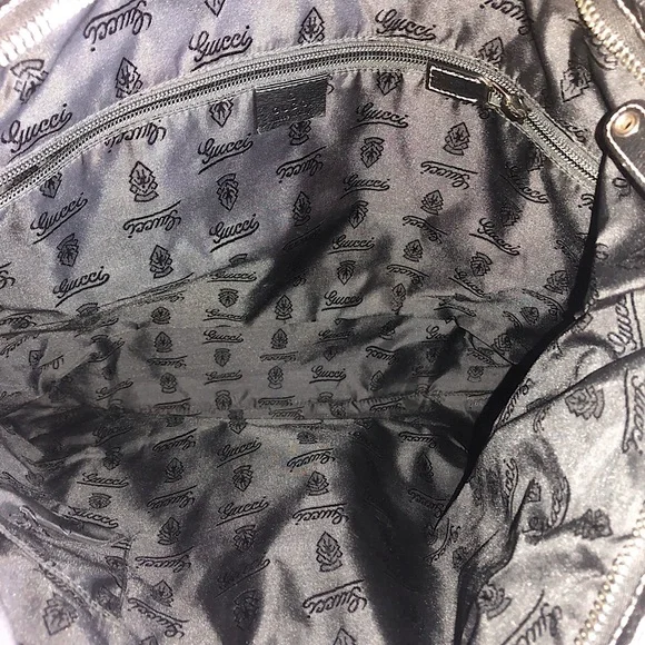 GUCCI Hysteria Black Leather Oversized Gucci Supreme Messenger Bag