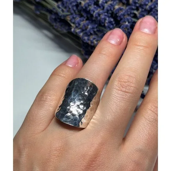925 STERLING SILVER RING SIZE 6