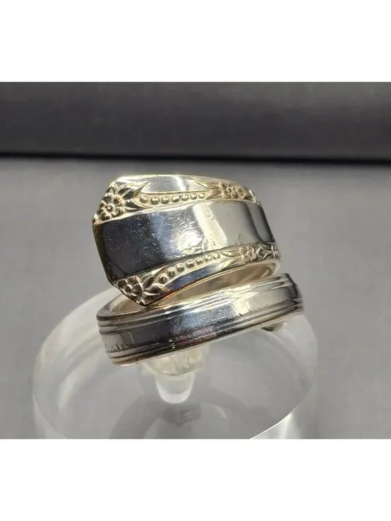 Vintage 1881 Rogers Silver Spoon Ring Wheat Bypass Band Size 8 Upcycled Jewelry