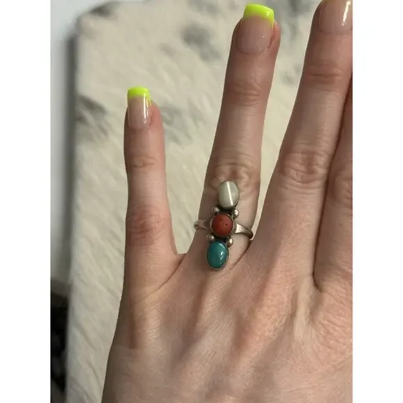 Native Sterling Silver Mother Pearl Red Coral Blue Turquoise Ring M. Chee 6.5