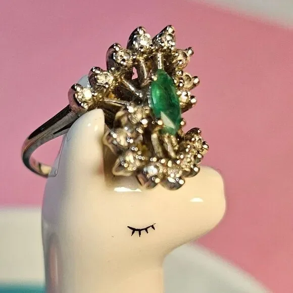 14k White Gold Ring with Emerald and Diamonds