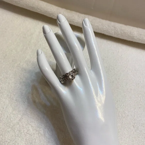 silver wedding ring set