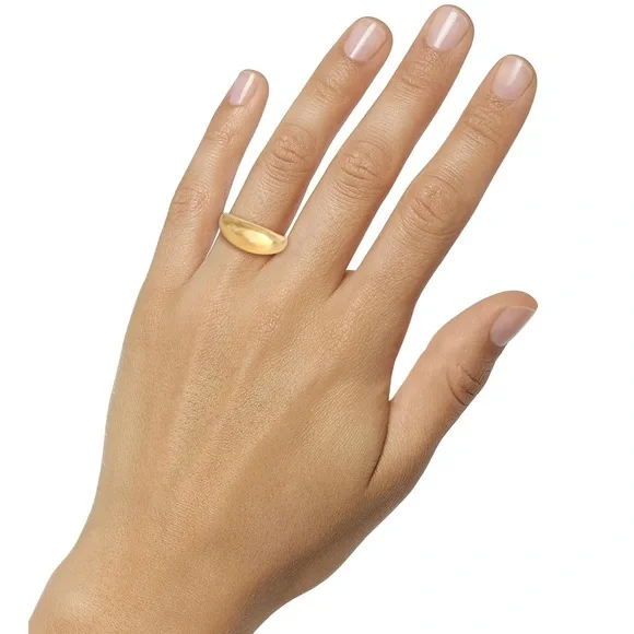 ✨🌿Jessica Simpson 14Karat Gold Plated Dome Ring