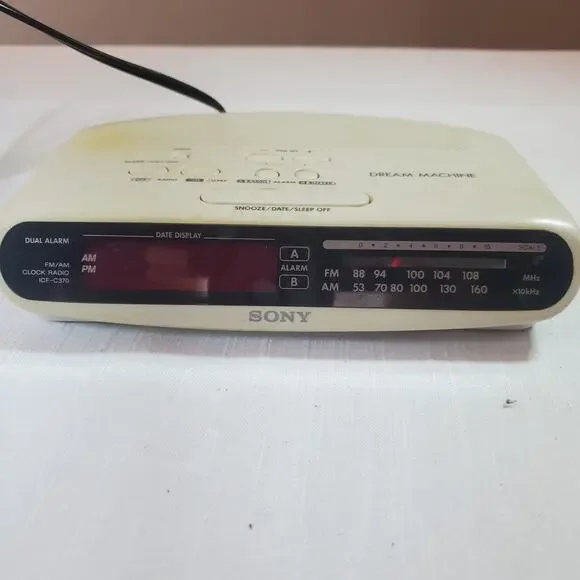 Sony Dream Machine ICF-C370 AM/FM clock radio