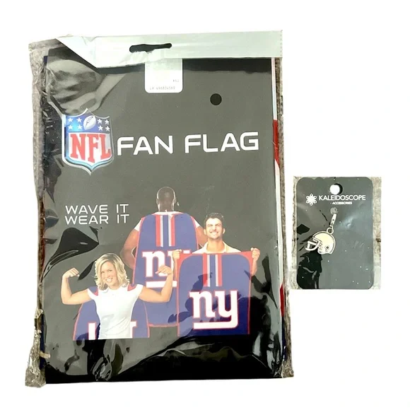 NFL New York Giants Fan Flag & Helmet Charm Flag Sz: 31.5” x 47” Wear or Wave