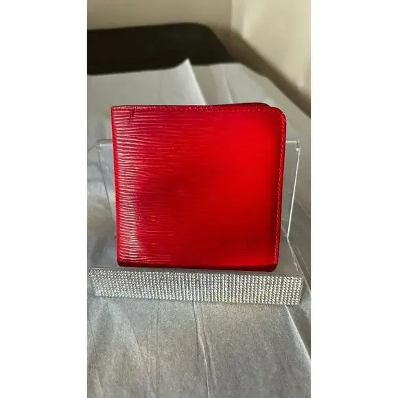 Louis Vuitton red epi Marco bifold wallet