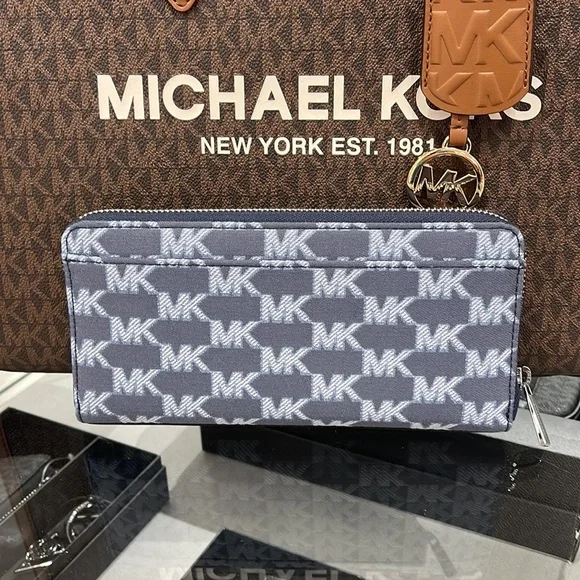 Michael Kors Men’s Women’s Cooper Tech Zip Around Continental Wallet Navy  NWT