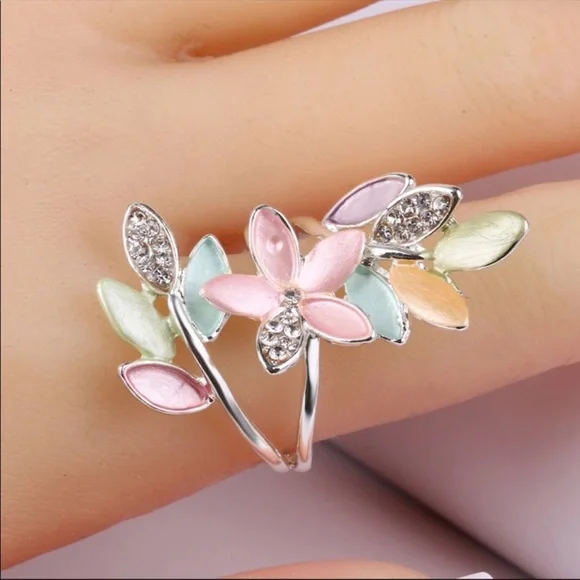 TRENDY Women’s RING