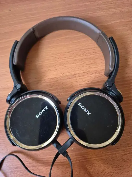 Sony MDR-XB600 Extra Bass Wired Headphones Brown/Black