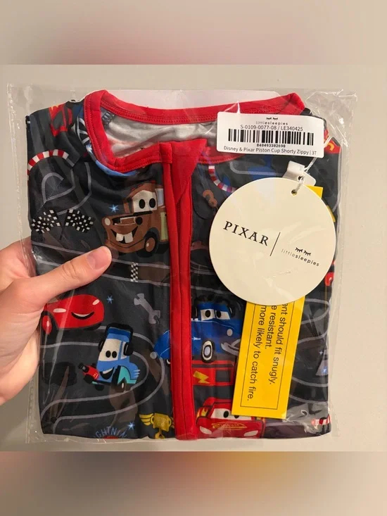 Little sleepies piston cup shorty 3T Disney Pixar