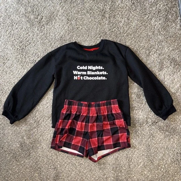 Girls' 2pc Graphic Sweatshirt & Shorts Pajama Set‎ art class™ Black Medium