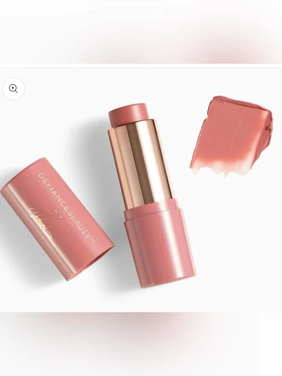 🌸 DEFIANCE BEAUTY Silk Peptide Blush - Afterglow