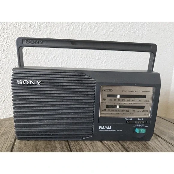 Vintage Sony FM/AM 2 BAND Radio ICF-24 Portable 4 AA Batteries/Power Cord-WORKS