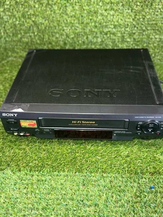 Sony SLV-679HF VHS Hi-fi Stereo No Remote. Tested and Working Vintage 90s
