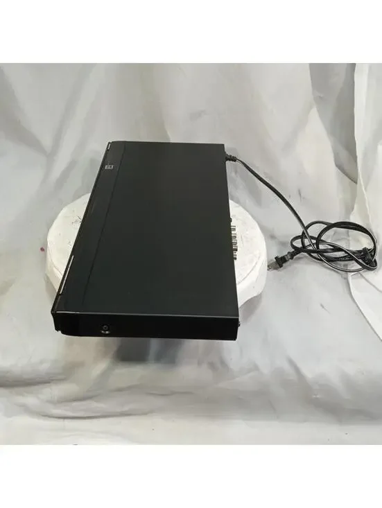 Sony DVP-NS710H CD/DVD player.