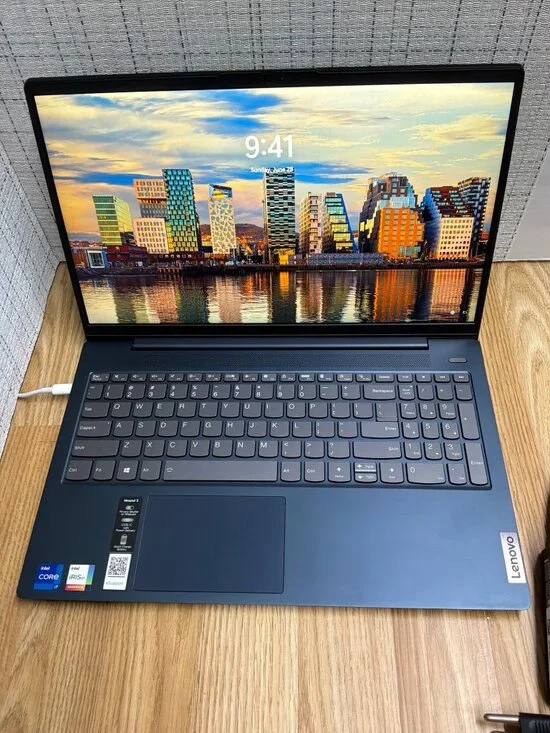 Lenovo IdeaPad 5 15ITL05 15.6