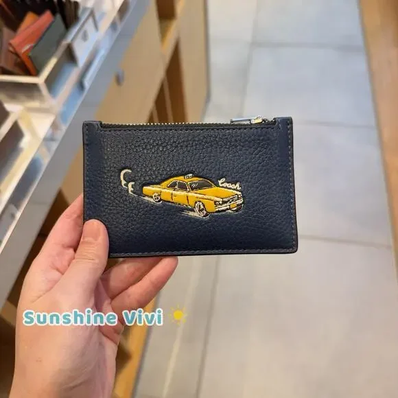 NWT Coach Zip Card CaseWith Car Print Silver/Deep Blue Multi cek64