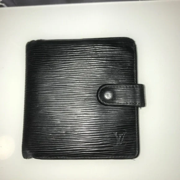 Louis Vuitton‎ vintage Epi leather wallet in black