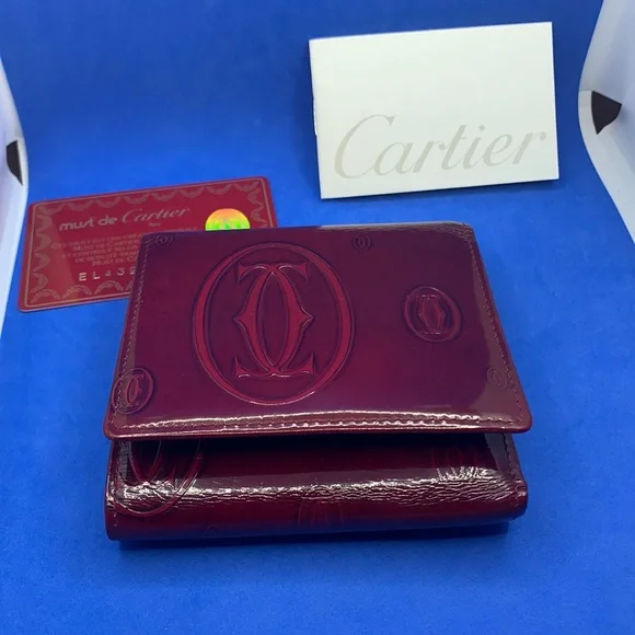 CARTIER Red Patent Leather Embossed‎ Happy Birthday Compact Wallet